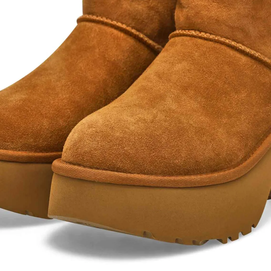 Esmee Women