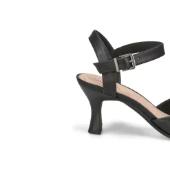 Kataleyna Cora Women