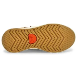 Out 'N About IV Classic Women