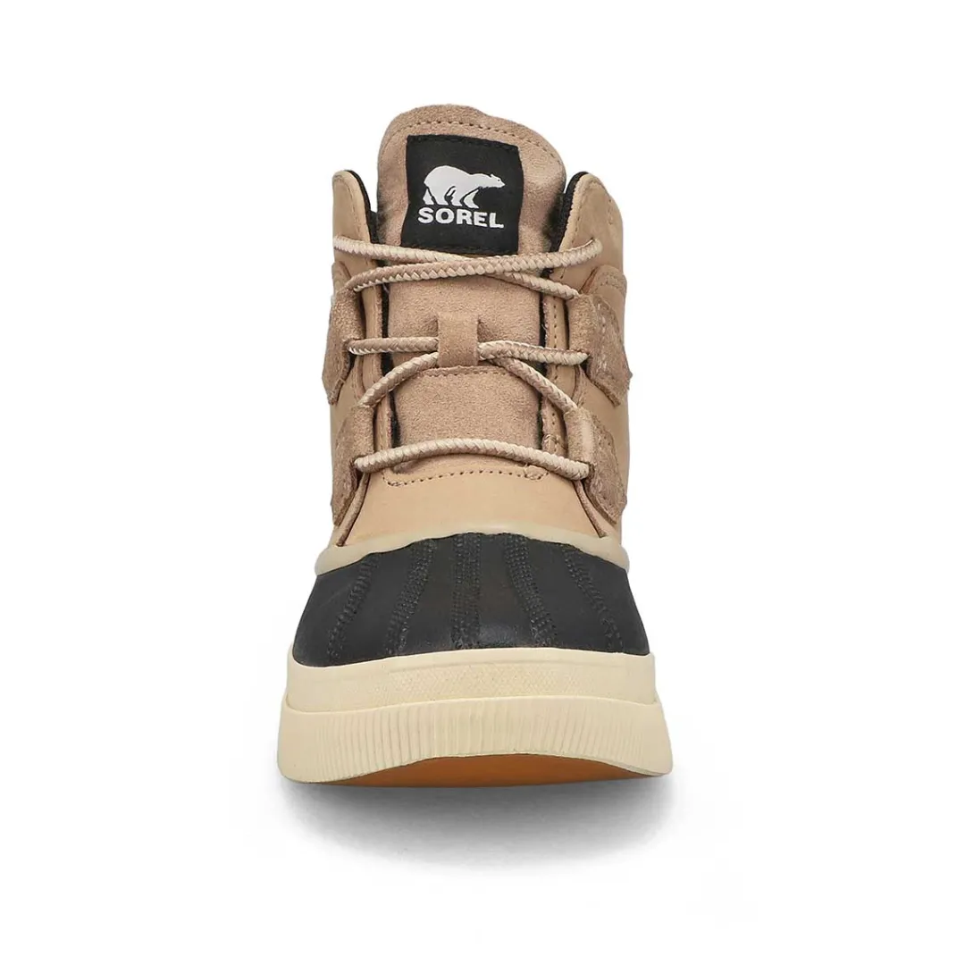 Out 'N About IV Classic Women